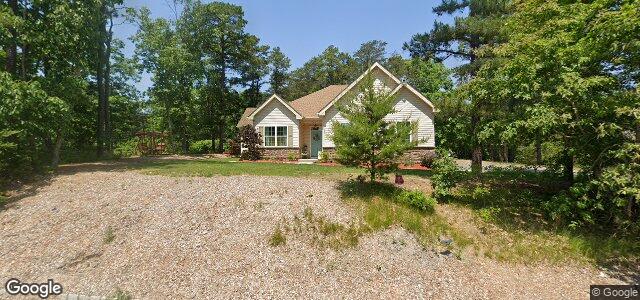 Larawan ng 243 Linden Avenue sa Winnipeg, Manitoba