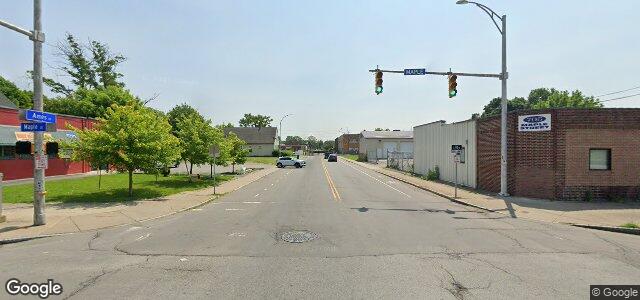 Larawan ng 247 Linden Avenue sa Winnipeg, Manitoba