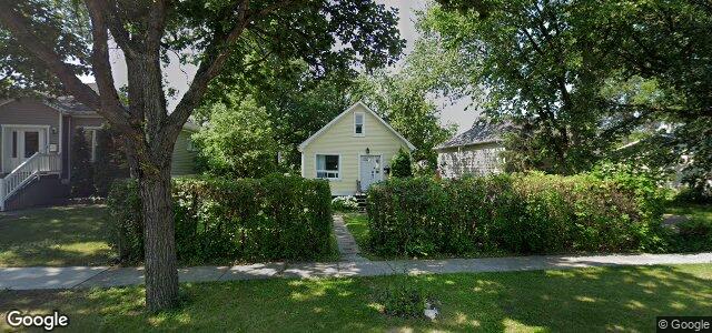 Larawan ng 270 Dunrobin Avenue sa Winnipeg, Manitoba