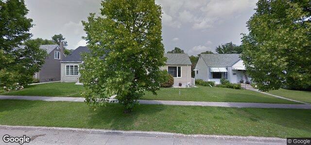 Photo of 275 Helmsdale Avenue in Winnipeg, Manitoba