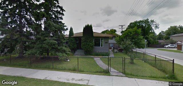 Larawan ng 300 Hazel Dell Avenue sa Winnipeg, Manitoba