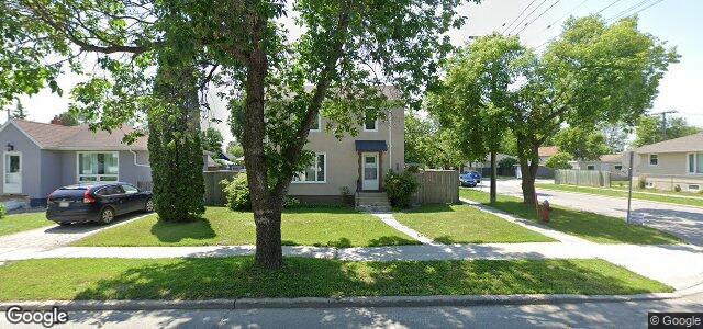 Larawan ng 300 Leighton Avenue sa Winnipeg, Manitoba