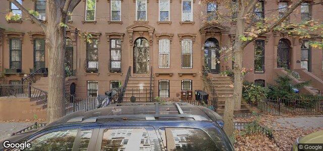 Larawan ng 302 Greene Avenue sa Winnipeg, Manitoba