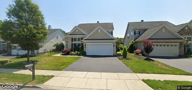 Larawan ng 302 Linden Avenue sa Winnipeg, Manitoba