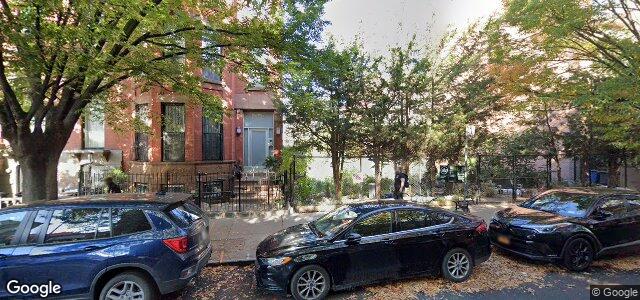 Larawan ng 305 Greene Avenue sa Winnipeg, Manitoba