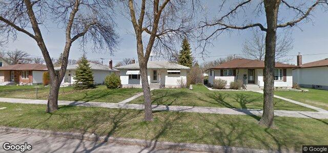 317 Helmsdale Avenue（加拿大曼尼托巴省溫尼伯市）房屋照片