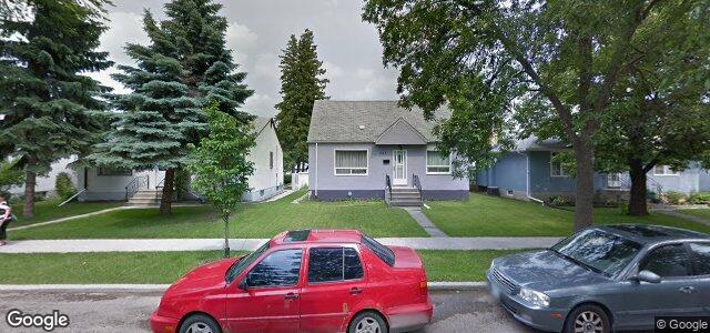 325 Hazel Dell Avenue（加拿大曼尼托巴省溫尼伯市）房屋照片