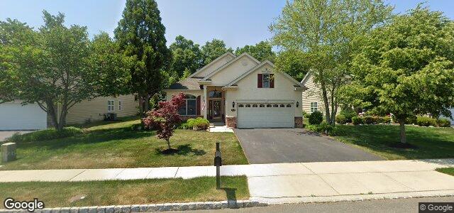 Larawan ng 332 Linden Avenue sa Winnipeg, Manitoba