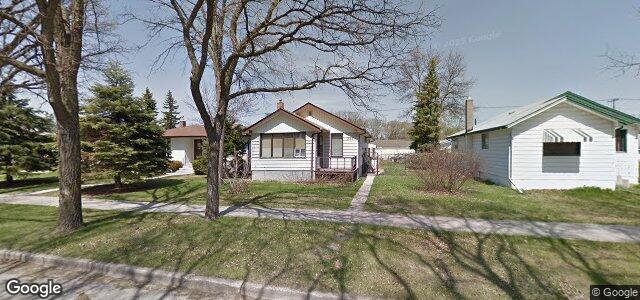 Larawan ng 333 Helmsdale Avenue sa Winnipeg, Manitoba