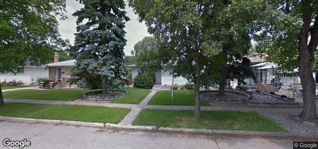 339 Oakview Avenue（加拿大曼尼托巴省溫尼伯市）房屋照片