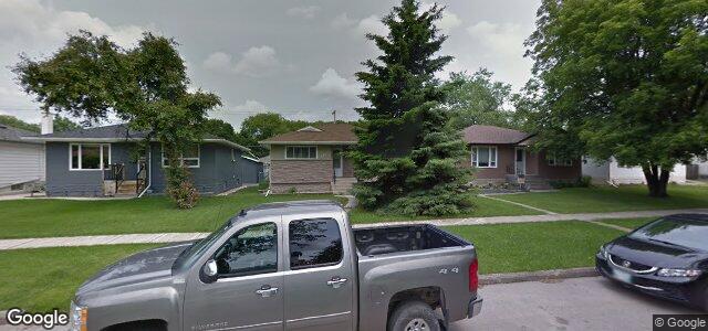Larawan ng 345 Dunrobin Avenue sa Winnipeg, Manitoba