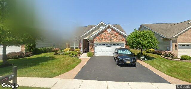 Larawan ng 350 Linden Avenue sa Winnipeg, Manitoba