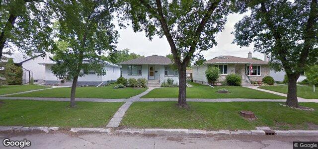 Larawan ng 365 Dunrobin Avenue sa Winnipeg, Manitoba
