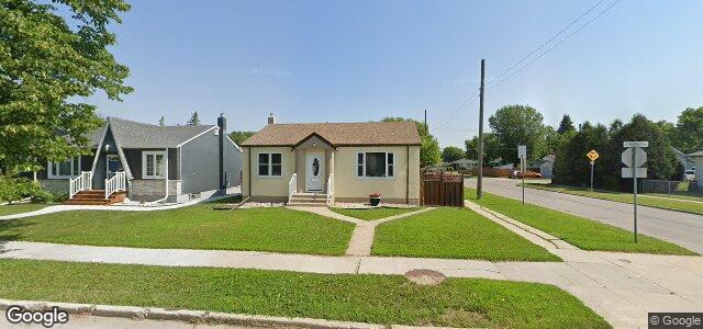 Larawan ng 385 Kimberly Avenue sa Winnipeg, Manitoba