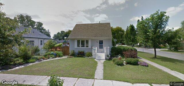 Larawan ng 400 Leighton Avenue sa Winnipeg, Manitoba