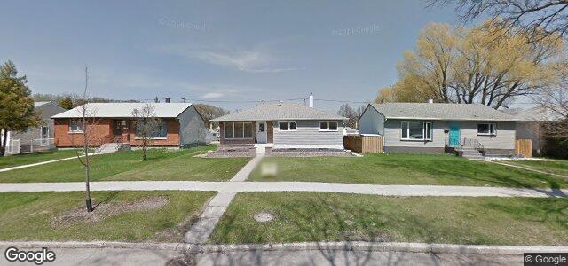 Larawan ng 413 Helmsdale Avenue sa Winnipeg, Manitoba