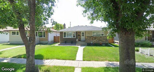 Larawan ng 420 Roberta Avenue sa Winnipeg, Manitoba