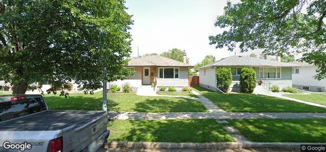 Larawan ng 421 Roberta Avenue sa Winnipeg, Manitoba