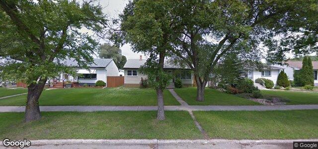 Larawan ng 429 Helmsdale Avenue sa Winnipeg, Manitoba