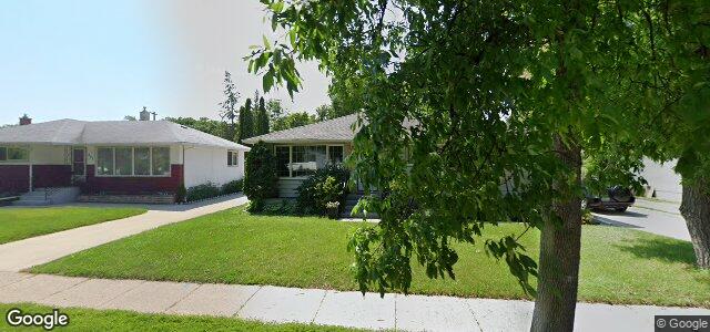 Larawan ng 444 Leighton Avenue sa Winnipeg, Manitoba