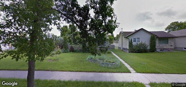 Larawan ng 448 Dunrobin Avenue sa Winnipeg, Manitoba
