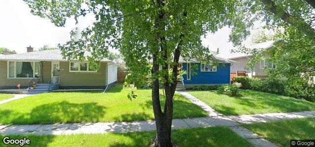 Photo of 454 Roberta Avenue in Winnipeg, Manitoba