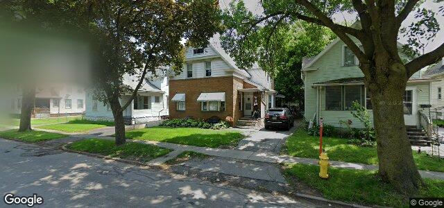 Larawan ng 490 Linden Avenue sa Winnipeg, Manitoba