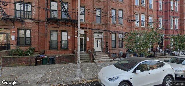 Larawan ng 512 Greene Avenue sa Winnipeg, Manitoba