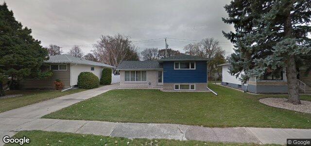 Larawan ng 514 Roberta Avenue sa Winnipeg, Manitoba