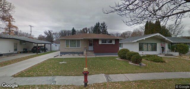 Larawan ng 530 Roberta Avenue sa Winnipeg, Manitoba