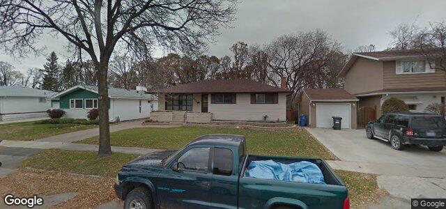 Larawan ng 551 Roberta Avenue sa Winnipeg, Manitoba