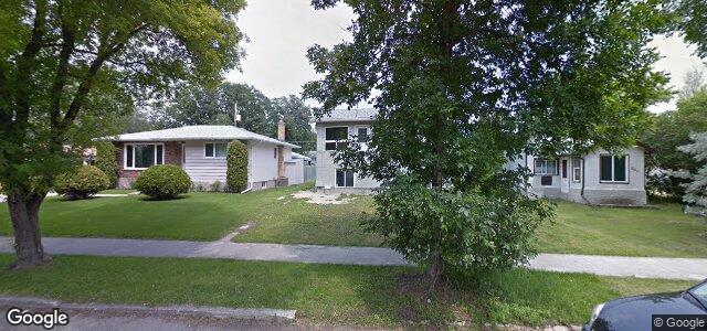 Larawan ng 555 Oakview Avenue sa Winnipeg, Manitoba