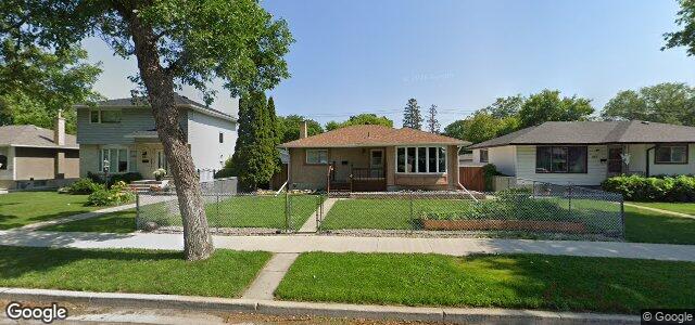 Larawan ng 561 Dunrobin Avenue sa Winnipeg, Manitoba