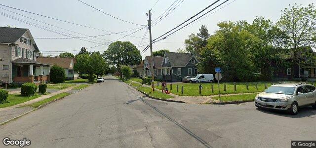 Larawan ng 561 Linden Avenue sa Winnipeg, Manitoba