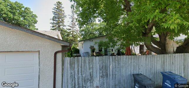 Larawan ng 568 Oakview Avenue sa Winnipeg, Manitoba