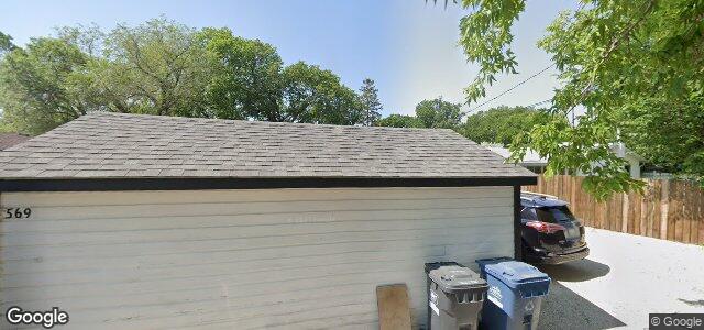 Photo of 569 Oakview Avenue in Winnipeg, Manitoba