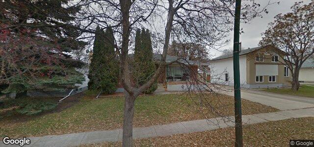 Larawan ng 580 Roberta Avenue sa Winnipeg, Manitoba