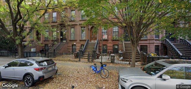 Photo of 584 Greene Avenue in Winnipeg, Manitoba