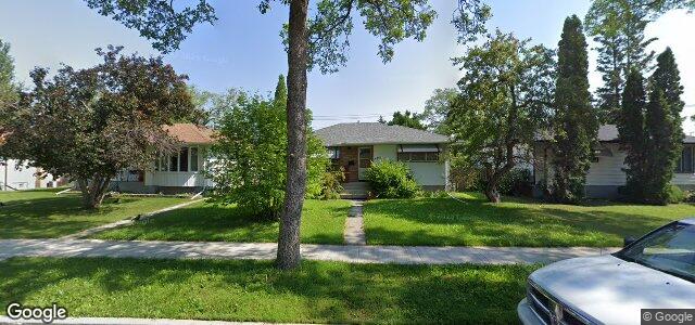 Larawan ng 585 Dunrobin Avenue sa Winnipeg, Manitoba