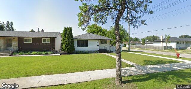 Larawan ng 602 Dunrobin Avenue sa Winnipeg, Manitoba