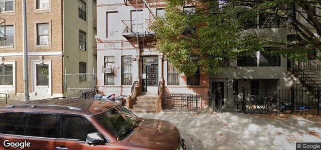 Larawan ng 609 Greene Avenue sa Winnipeg, Manitoba