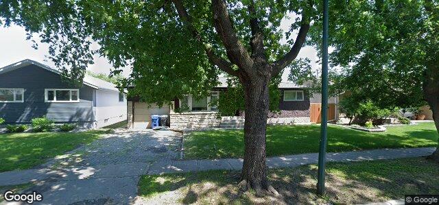 Larawan ng 631 Roberta Avenue sa Winnipeg, Manitoba