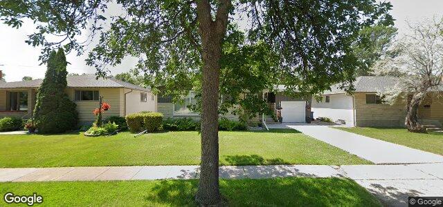 Larawan ng 654 Roberta Avenue sa Winnipeg, Manitoba