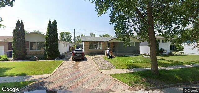 Larawan ng 670 Roberta Avenue sa Winnipeg, Manitoba