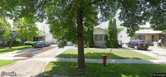 Larawan ng 674 Roberta Avenue sa Winnipeg, Manitoba