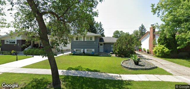 Larawan ng 686 Roberta Avenue sa Winnipeg, Manitoba