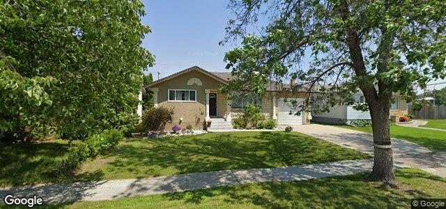 Larawan ng 695 Roberta Avenue sa Winnipeg, Manitoba