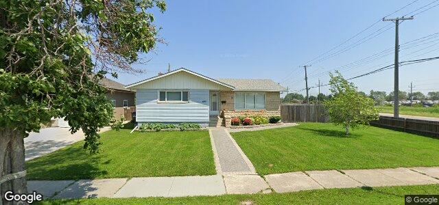 Larawan ng 699 Roberta Avenue sa Winnipeg, Manitoba