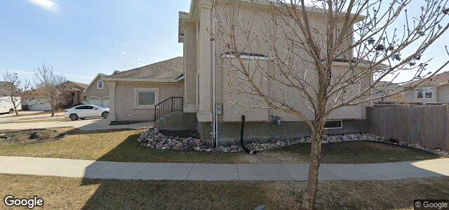 Larawan ng 100 Bridgeway Crescent sa Winnipeg, Manitoba