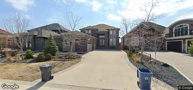 Larawan ng 102 Eastoak Drive sa Winnipeg, Manitoba